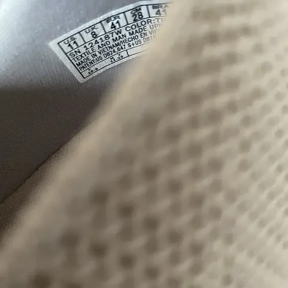 Skechers NWTs GOwalk Sensational Day Slip On Shoes Size 11 Wide Fit taupe